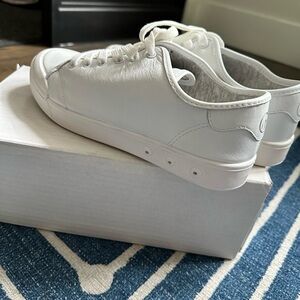 New and in original box… Rag & Bone standard issue tennis shoe, white leather.